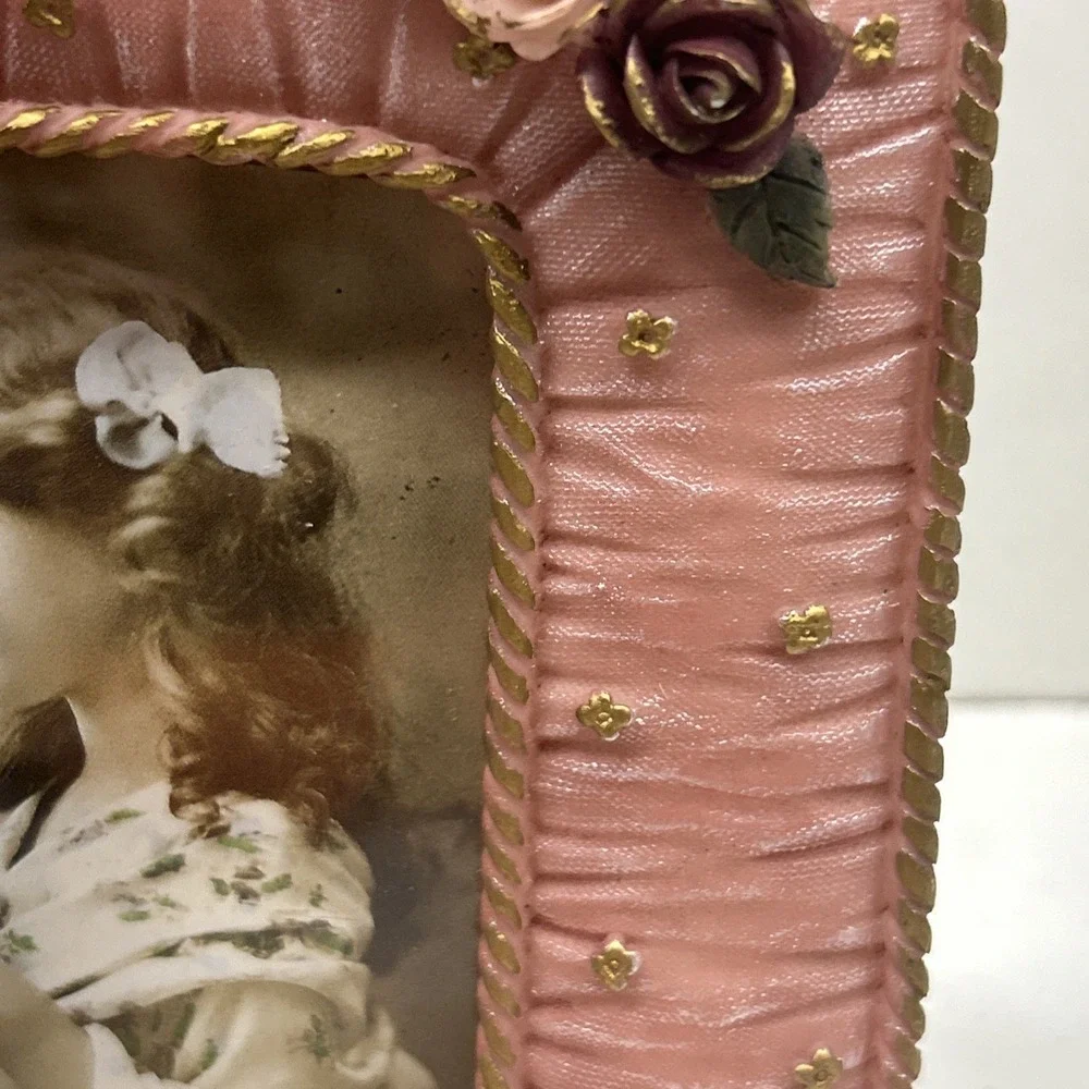 Vintage Pink Resin 3D Floral‎ Rose Picture Frame 3.5x5 Unbranded Décor